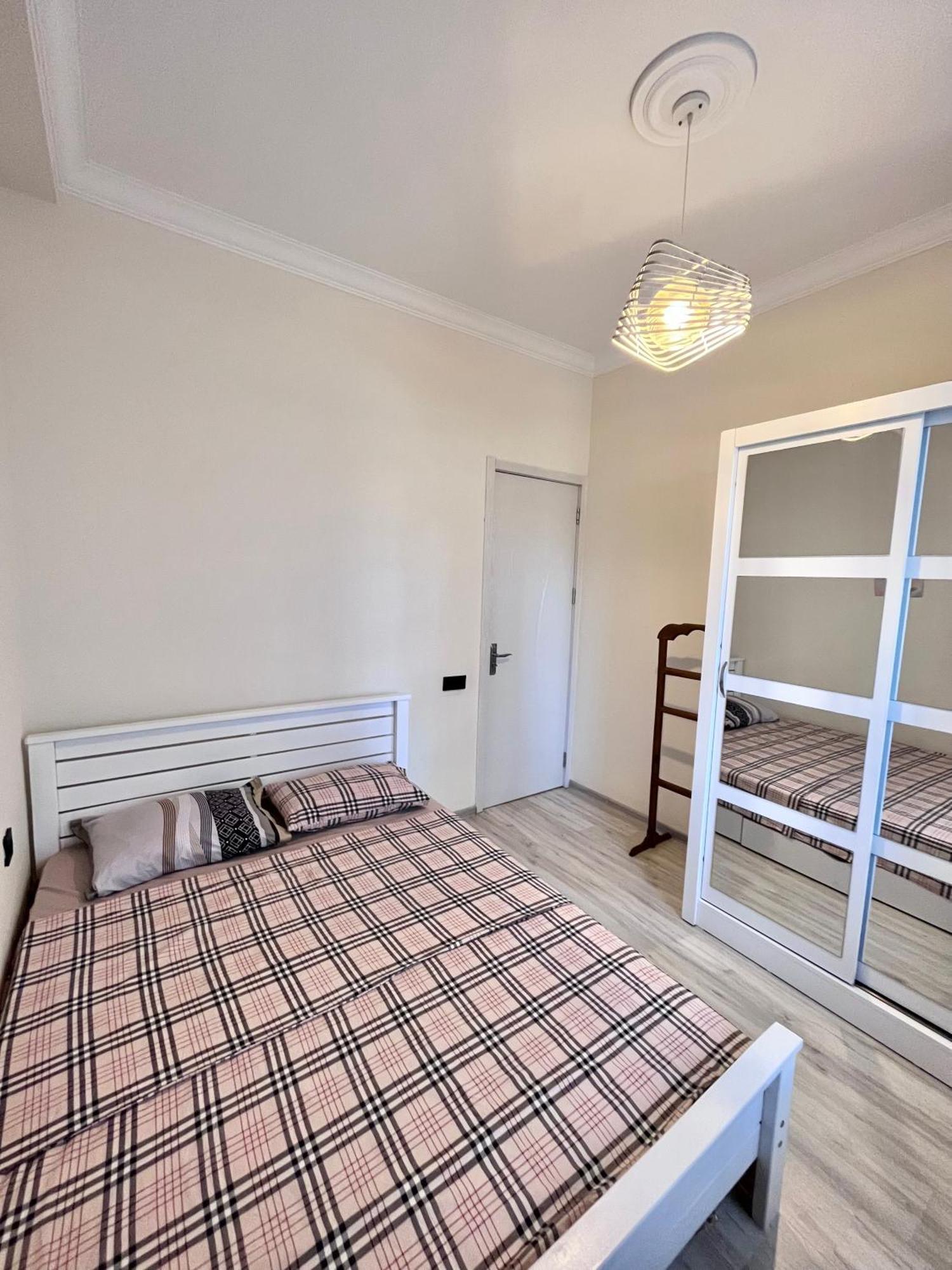To The Mood Apartment Тбилиси Екстериор снимка